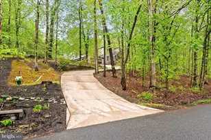 621 Hanover Dr, Wrightstown, NJ 08562 - Photo 3