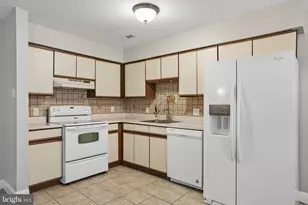 2 Bridgewater Dr, Marlton, NJ 08053 - Photo 9