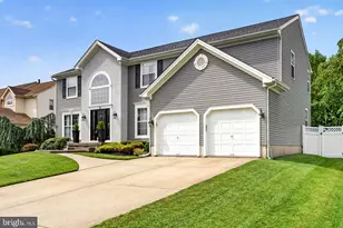 19 Annapolis Dr, Marlton, NJ 08053 - Photo 1