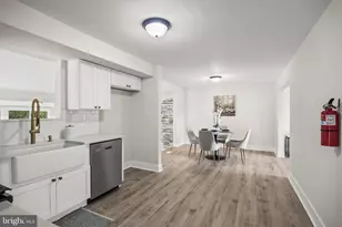 13 Cypress Rd, Burlington, NJ 08016 - Photo 9