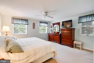 108 Brentwood Dr, Mount Laurel, NJ 08054 - Photo 11