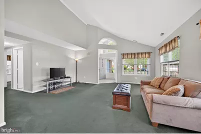 732 Cascade Drive N, Mount Laurel, NJ 08054 - Photo 9
