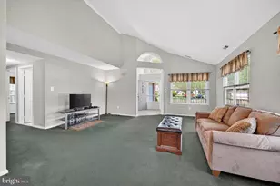 732 Cascade Dr N, Mount Laurel, NJ 08054 - Photo 9