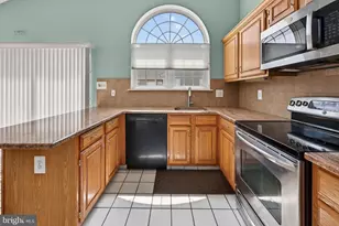 732 Cascade Dr N, Mount Laurel, NJ 08054 - Photo 13