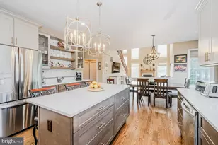 43 Oxford Cir, Southampton, NJ 08088 - Photo 9