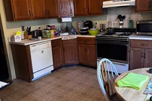 24 Bordenshire Dr, Bordentown, NJ 08505 - Photo 3