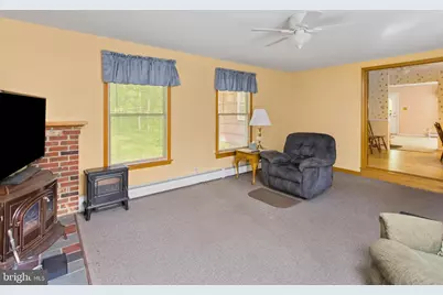 1025 Hedding Jacksonville Road, Bordentown, NJ 08505 - Photo 11