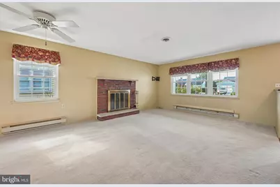 5 Yorkshire Way, Southampton, NJ 08088 - Photo 3