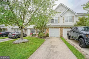 127 Buckingham Way, Mount Laurel, NJ 08054 - Photo 1