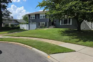 410 Taft Pl, Beverly, NJ 08010 - Photo 1