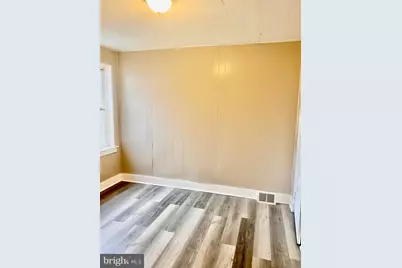 65 Railroad Avenue, Florence, NJ 08554 - Photo 11