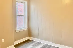 65 Railroad Ave, Florence, NJ 08554 - Photo 9