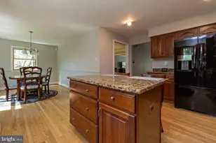8 Canterbury Ct, Marlton, NJ 08053 - Photo 21