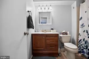 4701 Adelaide Dr, Mount Laurel, NJ 08054 - Photo 23