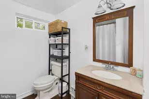 47 E Park St, Bordentown, NJ 08505 - Photo 31