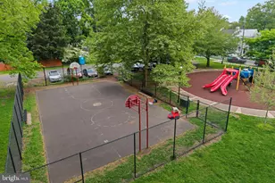 47 E Park St, Bordentown, NJ 08505 - Photo 47