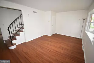 216 E Pearl St, Burlington, NJ 08016 - Photo 3