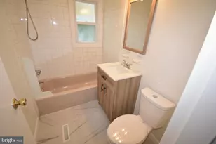 216 E Pearl St, Burlington, NJ 08016 - Photo 19