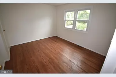 216 E Pearl Street, Burlington, NJ 08016 - Photo 13