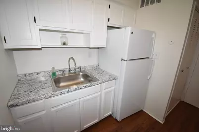 216 E Pearl Street, Burlington, NJ 08016 - Photo 9