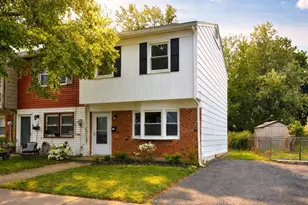 216 E Pearl St, Burlington, NJ 08016 - Photo 1