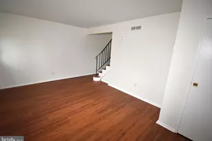 216 E Pearl St, Burlington, NJ 08016 - Photo 5