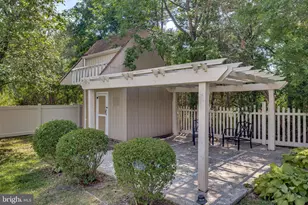 255 Burnam Wood Dr, Mount Laurel, NJ 08054 - Photo 23