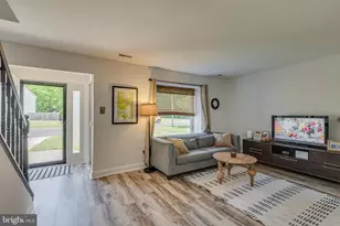 255 Burnam Wood Dr, Mount Laurel, NJ 08054 - Photo 5