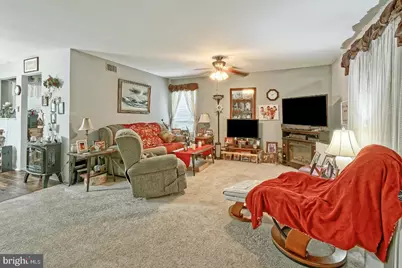 105 Buckingham Drive, Southampton, NJ 08088 - Photo 7