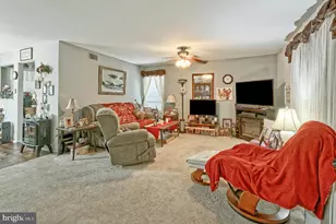105 Buckingham Dr, Southampton, NJ 08088 - Photo 7