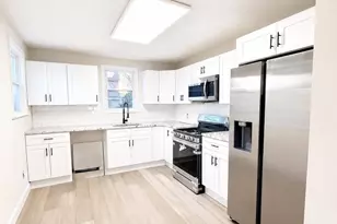 641 Walton Ave, Beverly, NJ 08010 - Photo 1