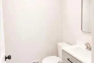 641 Walton Ave, Beverly, NJ 08010 - Photo 5