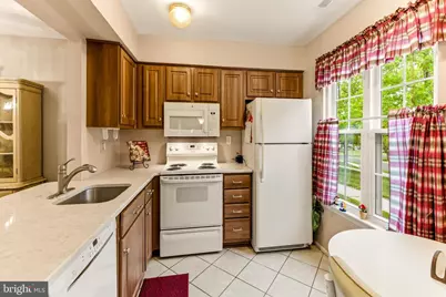 1014 Scotswood Court, Mount Laurel, NJ 08054 - Photo 7