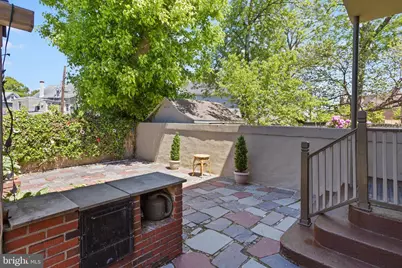 15 Crosswicks Street #REAR UNIT, Bordentown, NJ 08505 - Photo 3