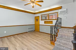 15 Crosswicks St, Bordentown, NJ 08505 - Photo 7