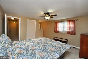 102 Holiday Ct, Mount Laurel, NJ 08054 - Photo 35
