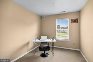 404 Saxony Dr, Mount Laurel, NJ 08054 - Photo 25