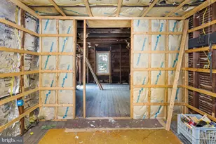 105 Prince St, Bordentown, NJ 08505 - Photo 35