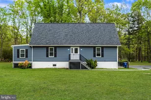 5 Carter Dr, Southampton, NJ 08088 - Photo 1