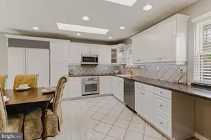 20 Grayburn Dr, Marlton, NJ 08053 - Photo 11