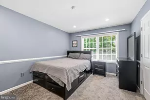 23 Huntington Dr, Burlington, NJ 08016 - Photo 31