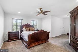 23 Huntington Dr, Burlington, NJ 08016 - Photo 23