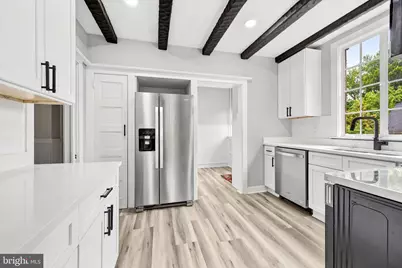 30 Bartram Avenue, Mount Holly, NJ 08060 - Photo 11