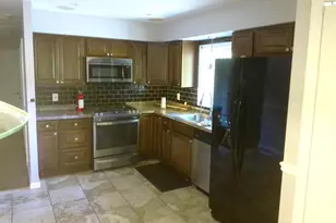 9 Pear Ave, Browns Mills, NJ 08015 - Photo 5