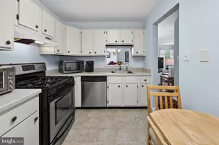 10 Village Ct, Mount Laurel, NJ 08054 - Photo 11