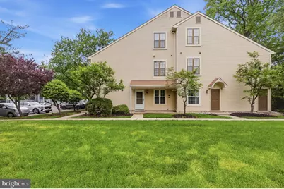 169 Bradford Court, Mount Laurel, NJ 08054 - Photo 1