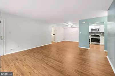 169 Bradford Court, Mount Laurel, NJ 08054 - Photo 5