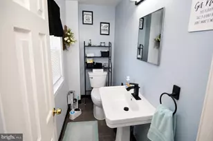 343 Penn St, Burlington, NJ 08016 - Photo 9