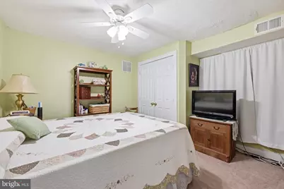 360 Farnsworth Avenue, Bordentown, NJ 08505 - Photo 25
