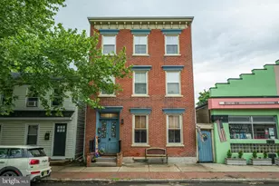 360 Farnsworth Ave, Bordentown, NJ 08505 - Photo 1